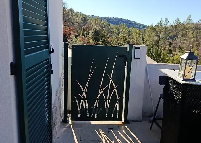 Guest house Magda 12 Couchages 4*