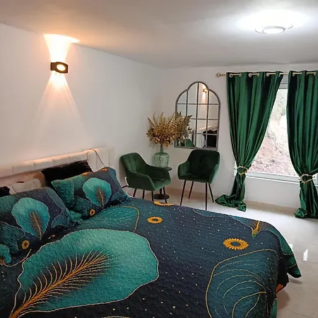 Magda 12 Couchages 4* Montferrat (Var)